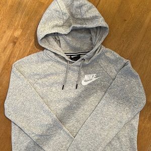 Women’s Nike sweatshirt, size M